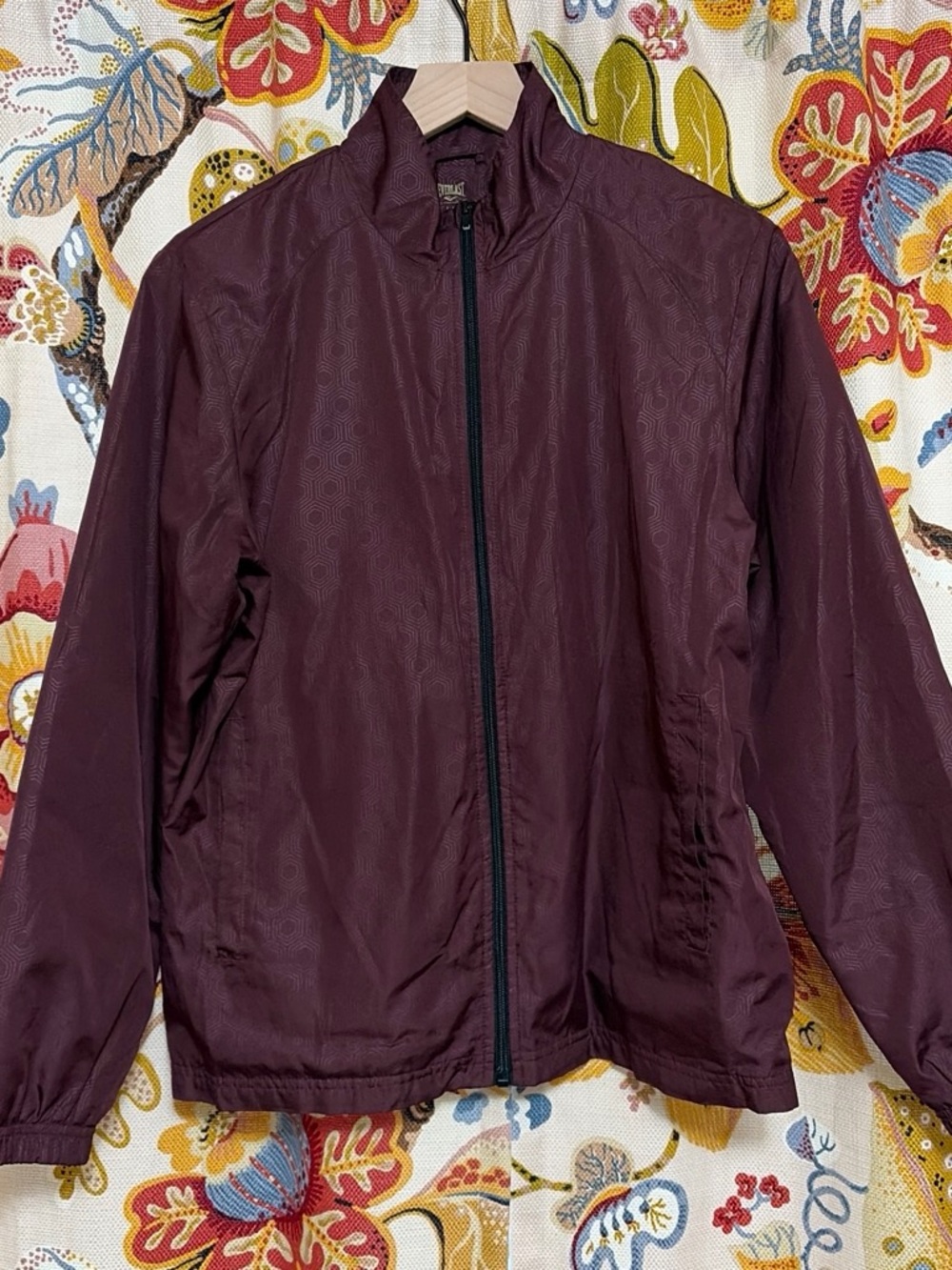 Women’s Lightweight Burgundy Windbreaker Jacket - Everlast